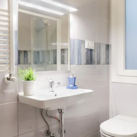 招待所 Yoldi 圣塞瓦斯蒂安